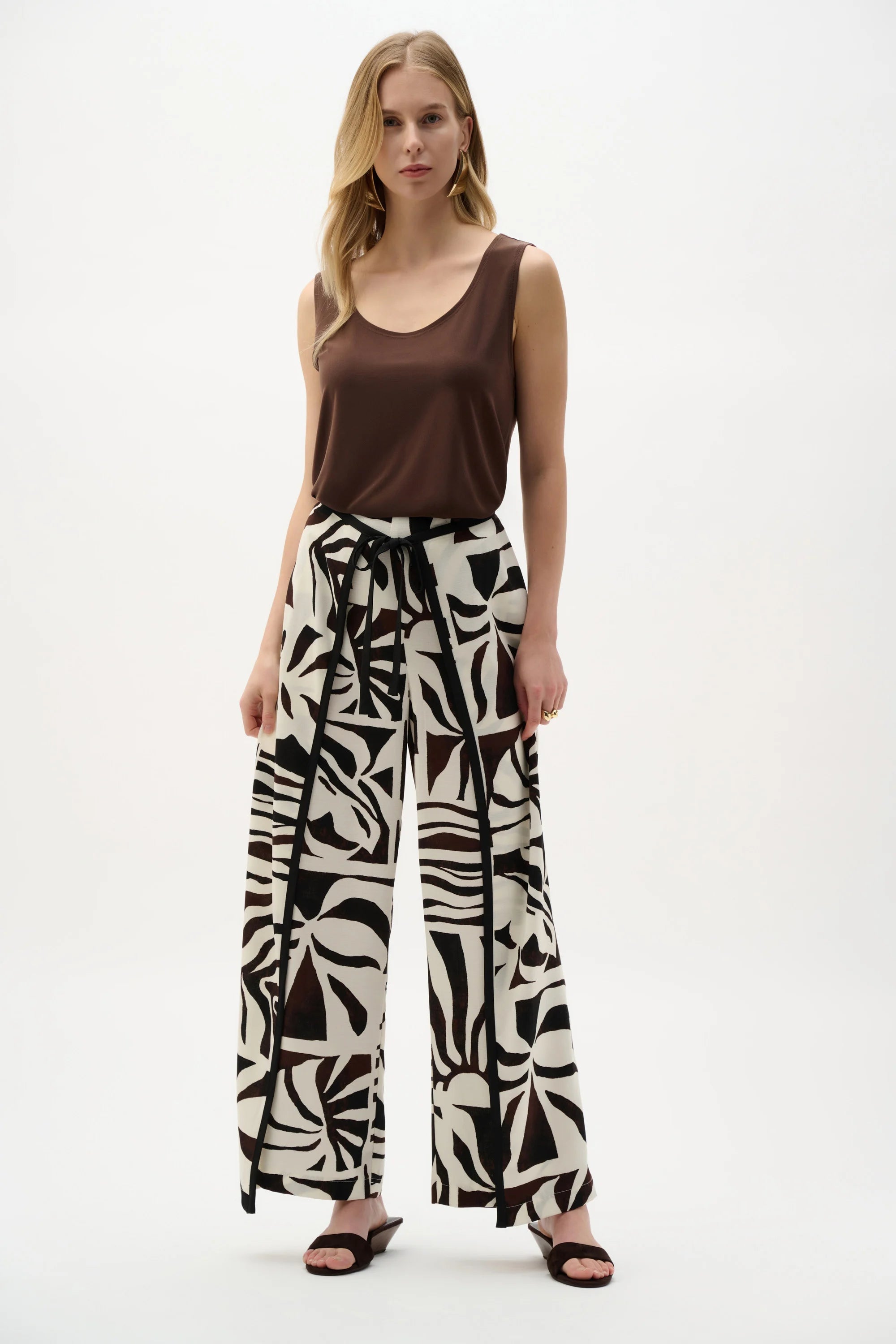 251970